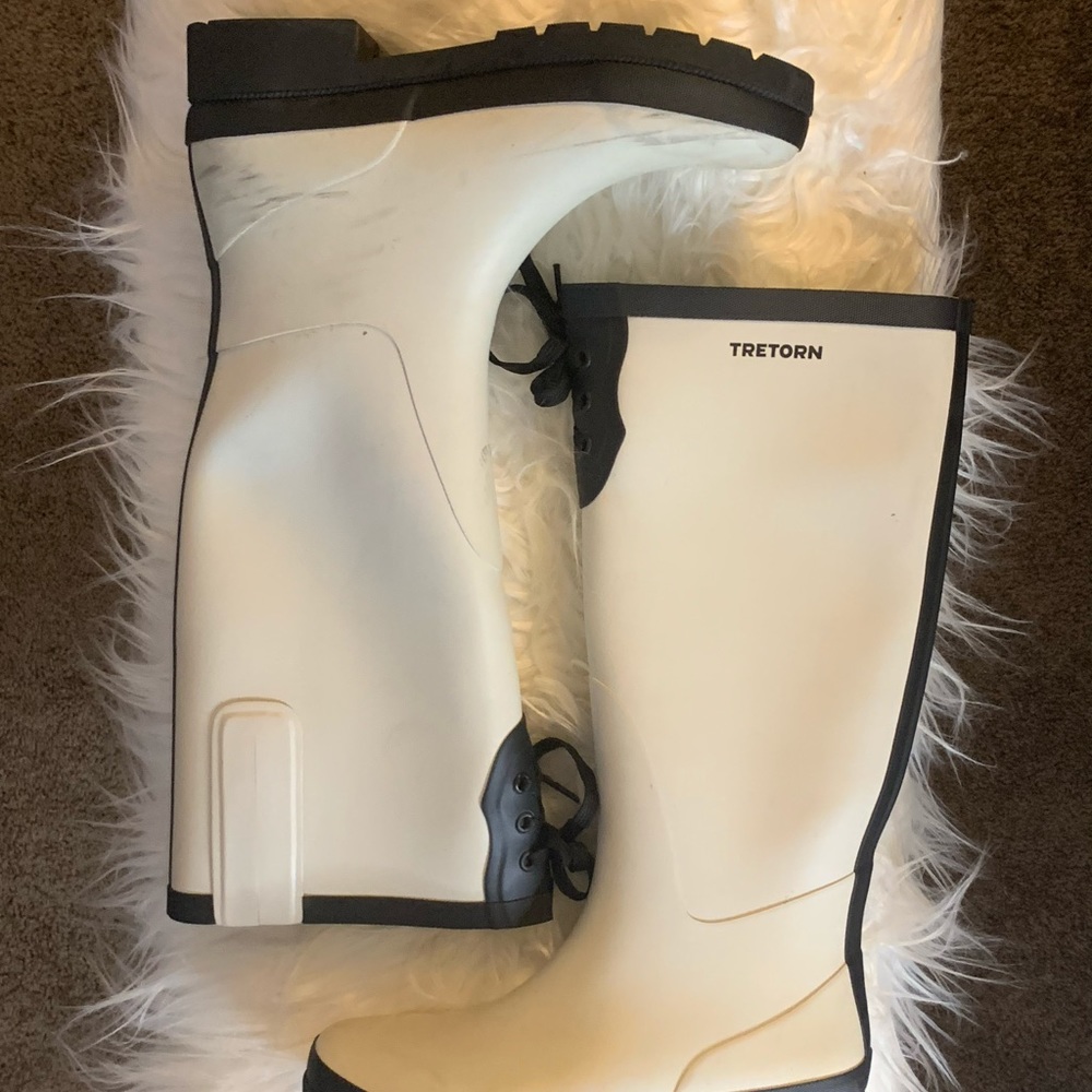 Rain white boots